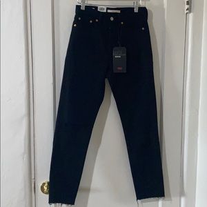 Levi’s Wedgie Black Distressed Jeans 25